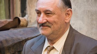 78. Огни притона (2011)