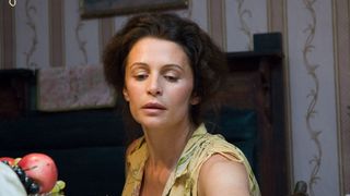 79. Огни притона (2011)