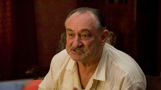 9. Огни притона (2011)