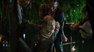 3. Выхода нет (2015)