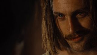 94. Под покровом ночи (2016)