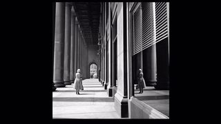 21. В поисках Вивиан Майер (2013)