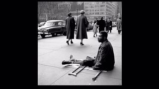 37. В поисках Вивиан Майер (2013)