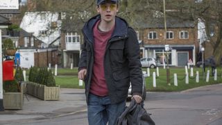 29. Черное зеркало (2011)