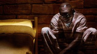 56. Черное зеркало (2011)