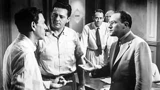 23. 12 разгневанных мужчин (1957)