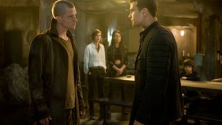 47. Дивергент, глава 2: Инсургент (2015)