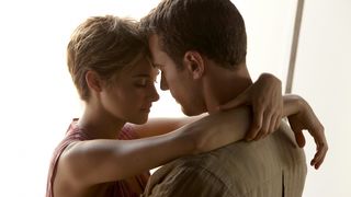 7. Дивергент, глава 2: Инсургент (2015)
