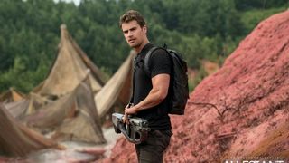 60. Дивергент, глава 3: За стеной (2016)