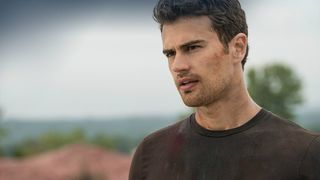 71. Дивергент, глава 3: За стеной (2016)