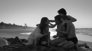 121. Рома (2018)