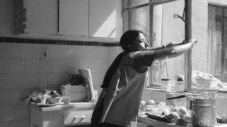 145. Рома (2018)