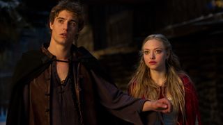 11. Красная Шапочка (2011)