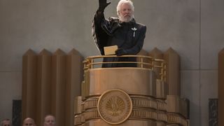 26. Голодные игры: И вспыхнет пламя (2013)