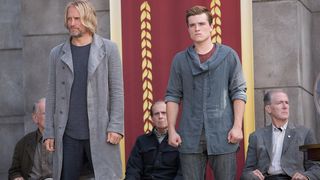 87. Голодные игры: И вспыхнет пламя (2013)