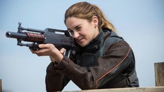 100. Дивергент (2014)