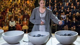 21. Дивергент (2014)