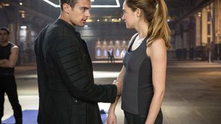 32. Дивергент (2014)