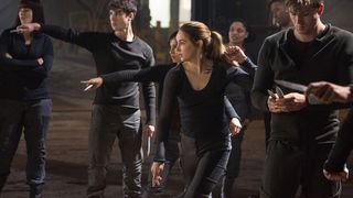 36. Дивергент (2014)