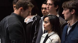 54. Дивергент (2014)