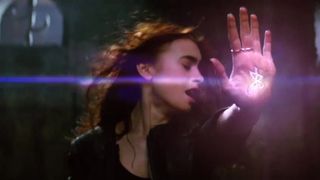 61. Орудия смерти: Город костей (2013)