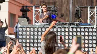 15. 128 ударов сердца в минуту (2015)