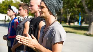 24. 128 ударов сердца в минуту (2015)