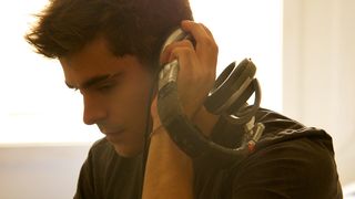 27. 128 ударов сердца в минуту (2015)