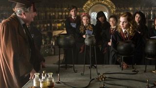 15. Гарри Поттер и Принц-полукровка (2009)