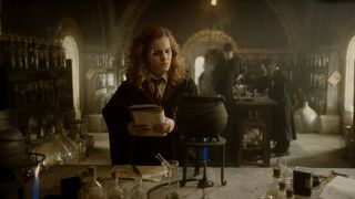 85. Гарри Поттер и Принц-полукровка (2009)