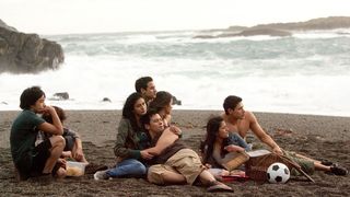 42. Сумерки. Сага. Рассвет: Часть 1 (2011)
