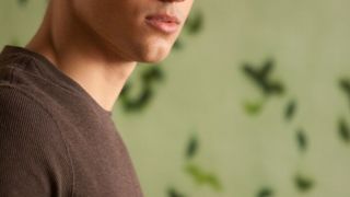 98. Сумерки. Сага. Рассвет: Часть 1 (2011)
