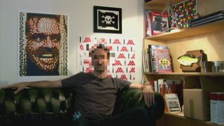 17. Выход через сувенирную лавку (2010)