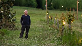 90. Экстрасенсы (2015)