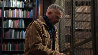 63. Преступник (2016)