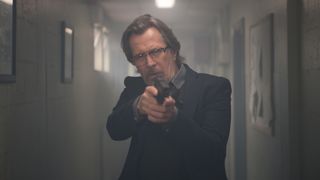 80. Преступник (2016)