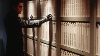 32. Эквилибриум (2002)