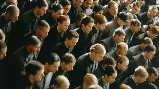 39. Эквилибриум (2002)