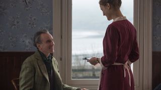 18. Призрачная нить (2017)