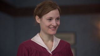 32. Призрачная нить (2017)