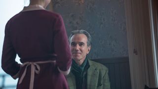 33. Призрачная нить (2017)