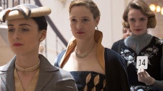 35. Призрачная нить (2017)