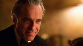 38. Призрачная нить (2017)