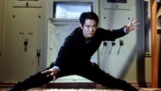 22. Противостояние (2001)