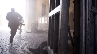 93. Золотой компас (2007)