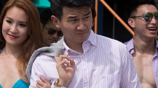 8. Безумно богатые азиаты (2018)