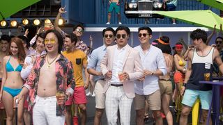 9. Безумно богатые азиаты (2018)