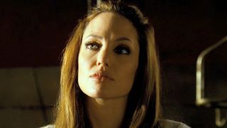 28. Особо опасен (2008)