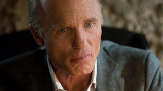 18. Ночной беглец (2015)