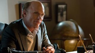 24. Ночной беглец (2015)